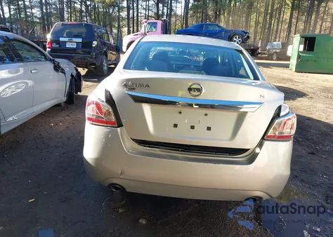 2015 Nissan Altima 2.5/2.5 S/2.5 Sl/2.5 Sv из США, поврежденный, VIN 1N4AL3AP8FC164408